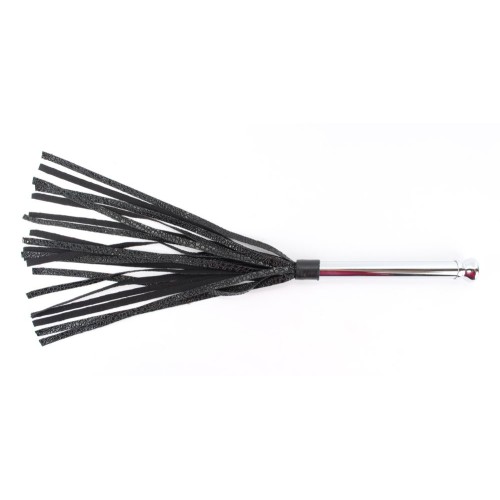 Черная плетка с металлической ручкой - 43 см.