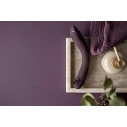 Сливовый стимулятор G-точки Womanizer OG c технологией Pleasure Air и вибрацией - 17,7 см.