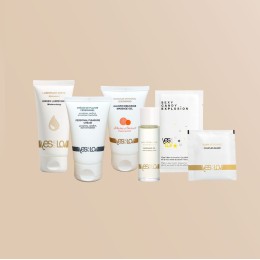 Набор YESforLOV La Trousse Enchantée в черной косметичке