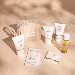 Набор YESforLOV La Trousse Enchantée в бежевой косметичке