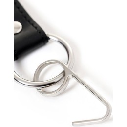 Кляп-крючок на чёрном кожаном ремешке