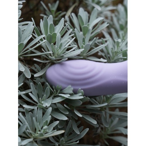 Сиреневый интерактивный вибромассажёр Selena с поступательными движениями и нагревом - 21 см.