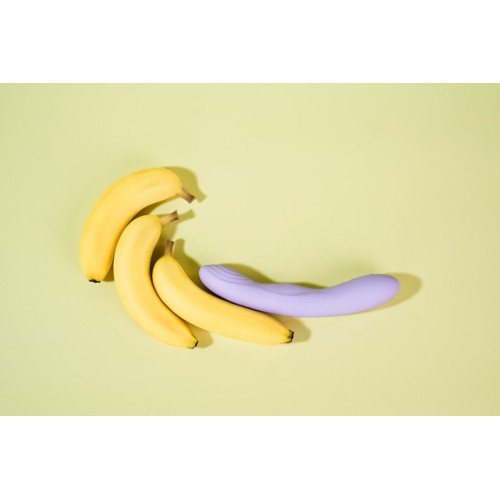 Сиреневый интерактивный вибромассажёр Selena с поступательными движениями и нагревом - 21 см.