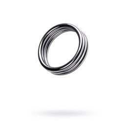 Металлическое кольцо на пенис