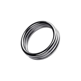 Металлическое кольцо на пенис