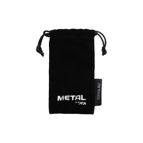 Металлическое кольцо на пенис