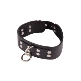 Черный кожаный ошейник с кольцом и клепками