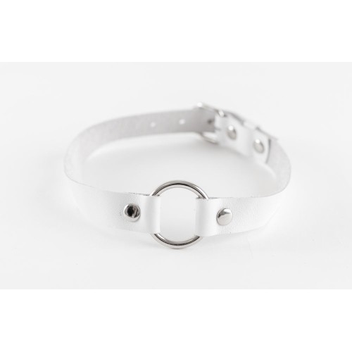 Белый чокер из натуральной кожи