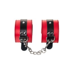Красно-черные оковы на ноги из кожи