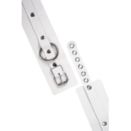 Белые мягкие кожаные оковы с люверсами