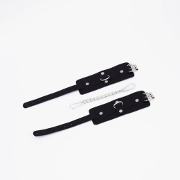 Черные кожаные оковы с хромированной фурнитурой