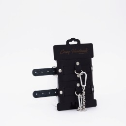 Черные кожаные оковы с хромированной фурнитурой