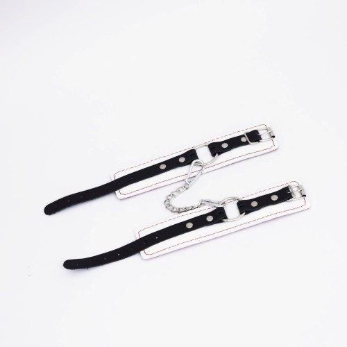 Бело-красные кожаные оковы