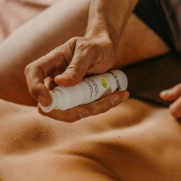 Универсальный массажный гель 3-в-1 Allover Delicious Massage Gel с ароматом ананаса и зеленого чая - 50 мл.