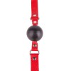 Чёрный кляп-шар с красным ремешком