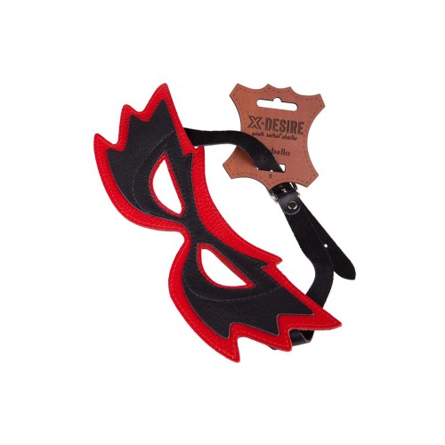 Чёрно-красная маска с прорезями для глаз