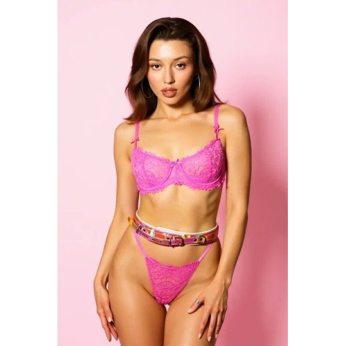 Эффектный розовый пояс из голографической эко-кожи